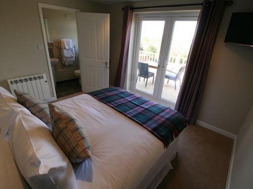 The Fox & Hounds Hotel Swindon Eksteriør billede